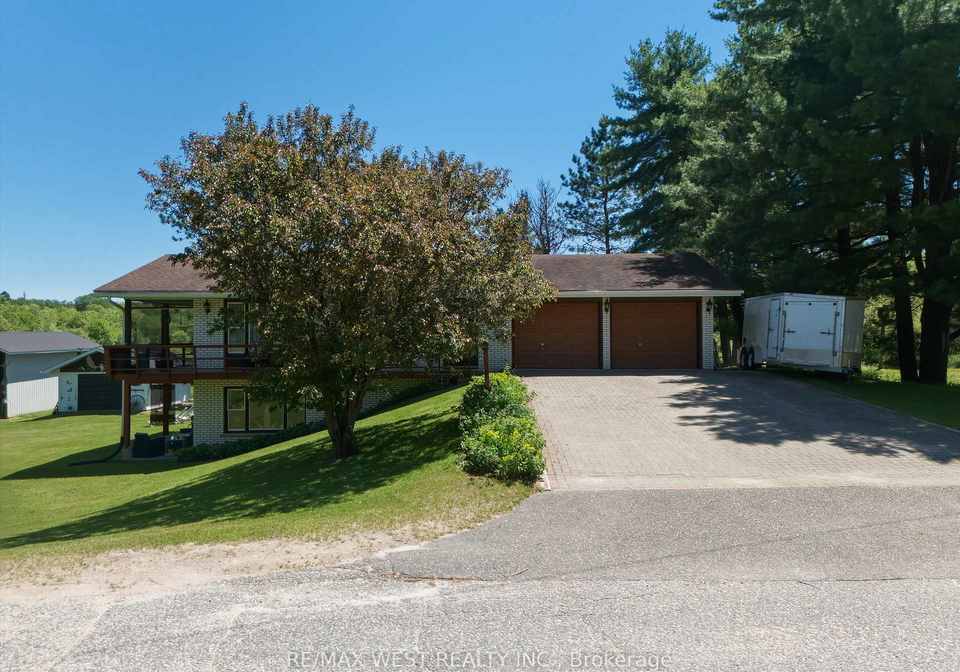 236-queen-street-burks-falls-ontario-x13422584
