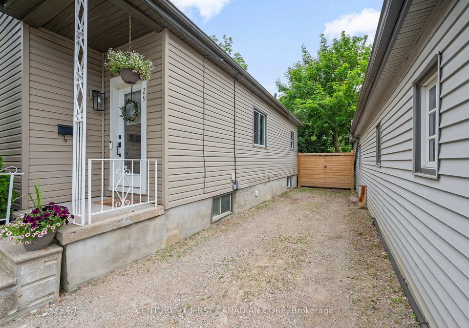 29-weston-street-london-south-ontario-x13422650