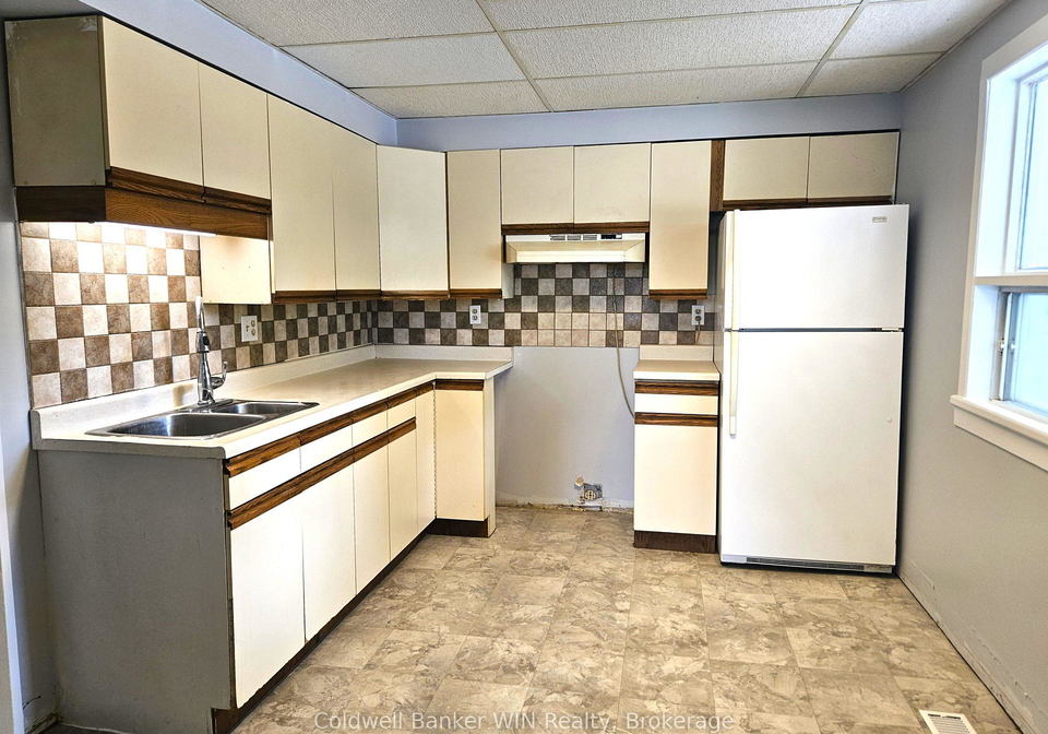 278-egremont-street-n-wellington-north-ontario-x13422656