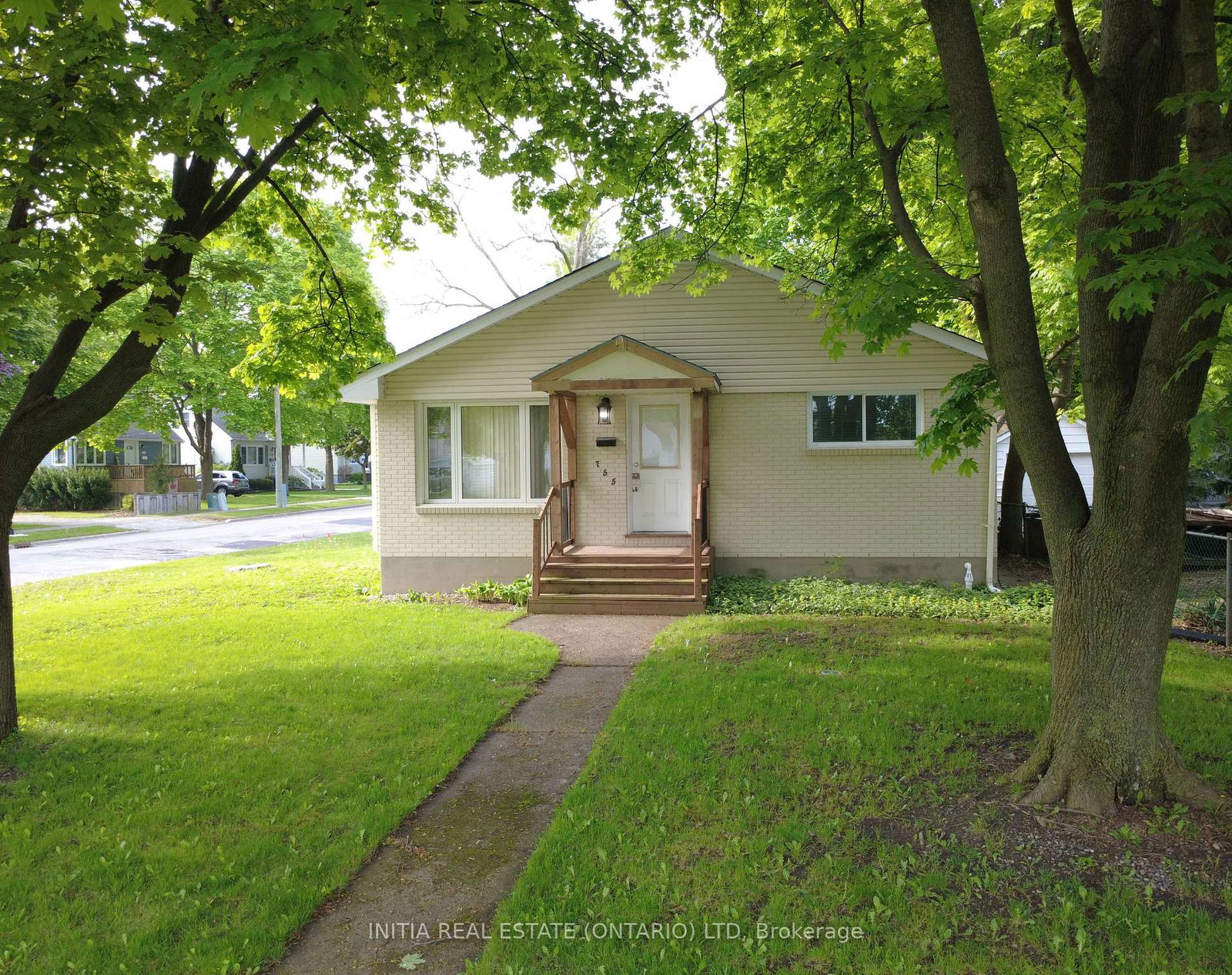 755-talfourd-street-sarnia-ontario-x13422768