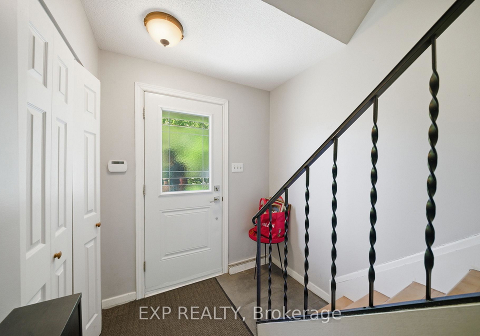 649-westview-avenue-ottawa-ontario-x13422934