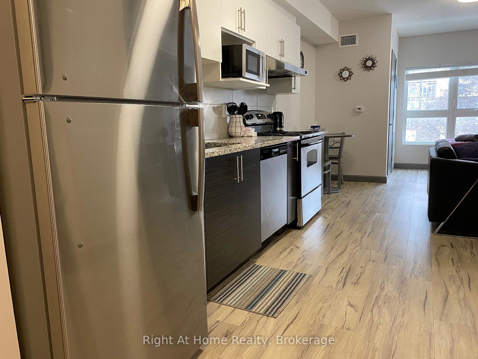 258a-sunview-street-waterloo-ontario-x13423134