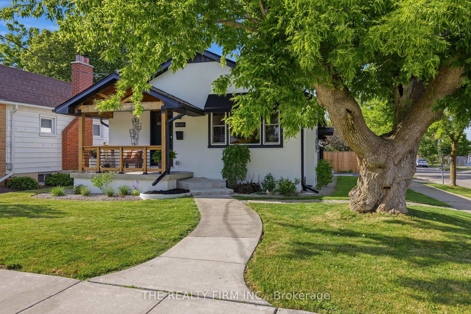 8-briscoe-street-w-london-south-ontario-x13423168