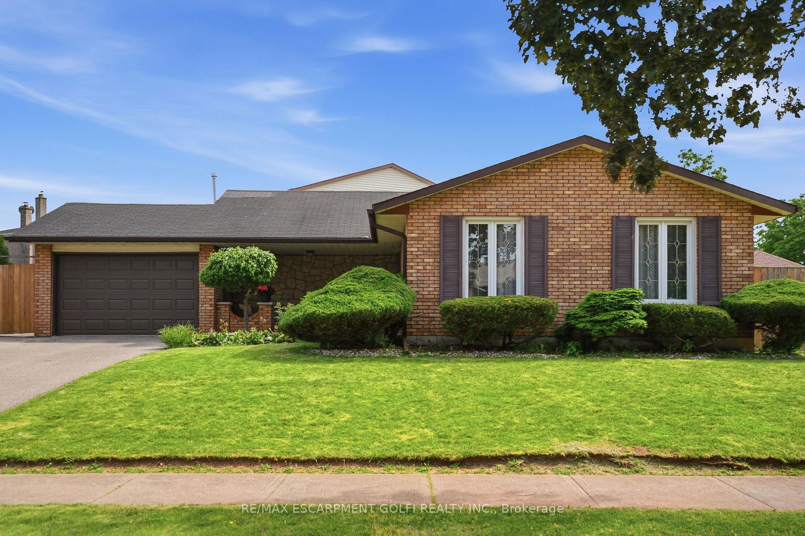 2-loring-crescent-hamilton-ontario-x13423242