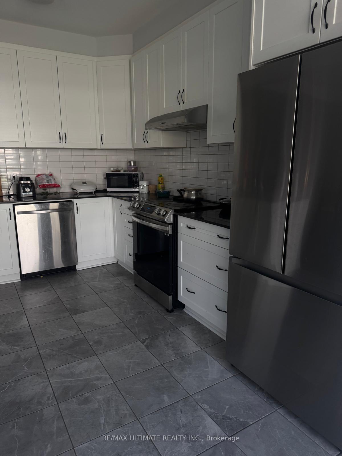 89-kindred-row-ottawa-ontario-x13423430