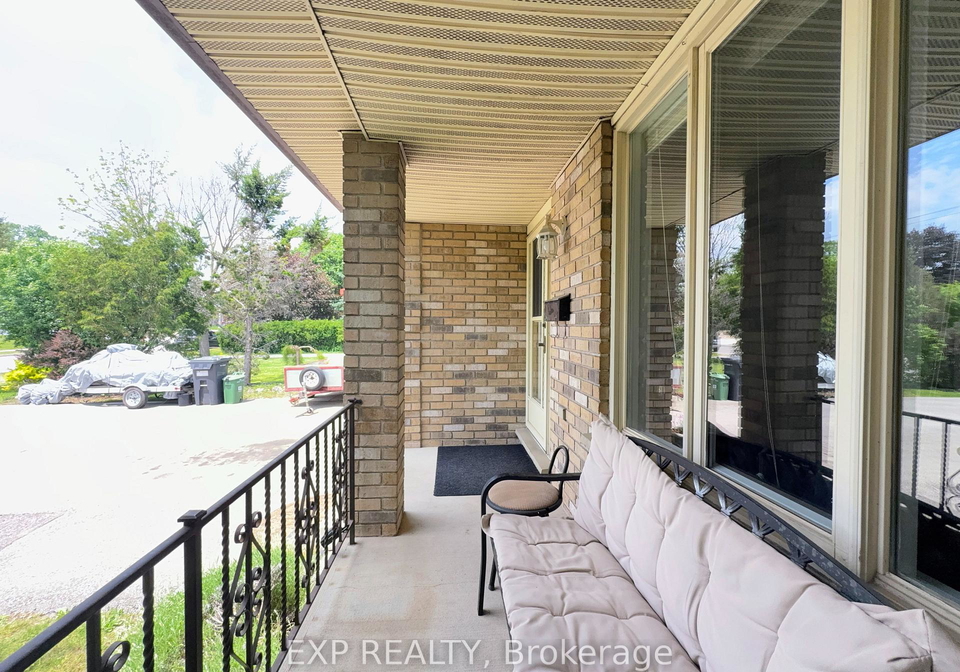 1050-willow-drive-london-south-ontario-x13423532
