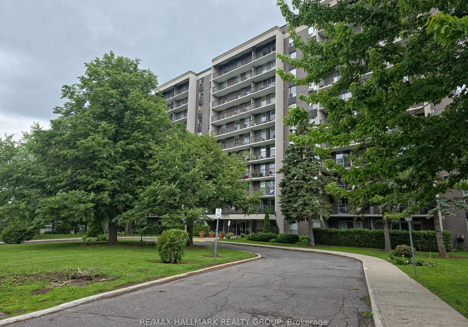 2400-virginia-drive-ottawa-ontario-x13423544