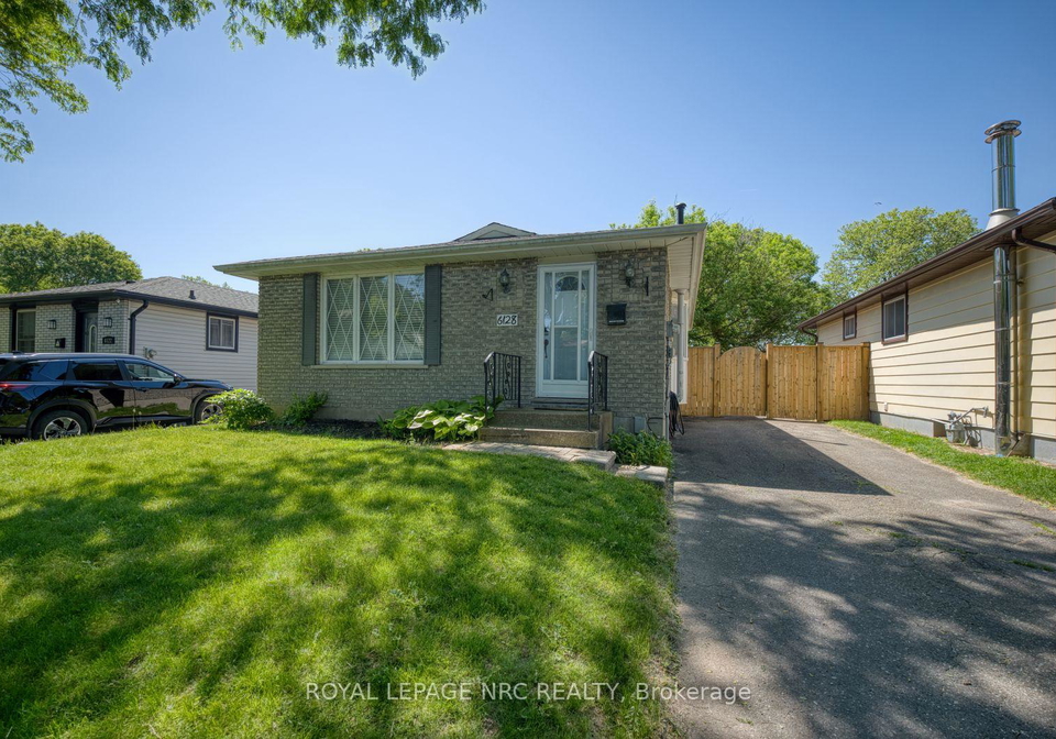 6128-strohan-street-niagara-falls-ontario-x13423656