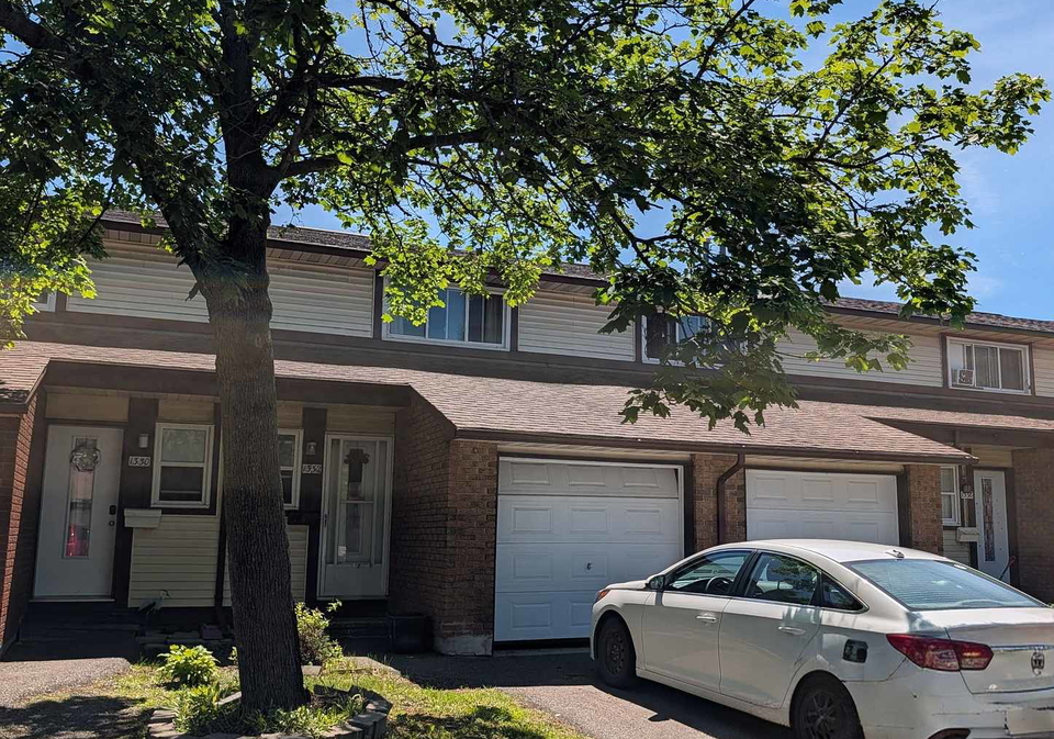 1332-foxwell-street-ottawa-ontario-x13423928