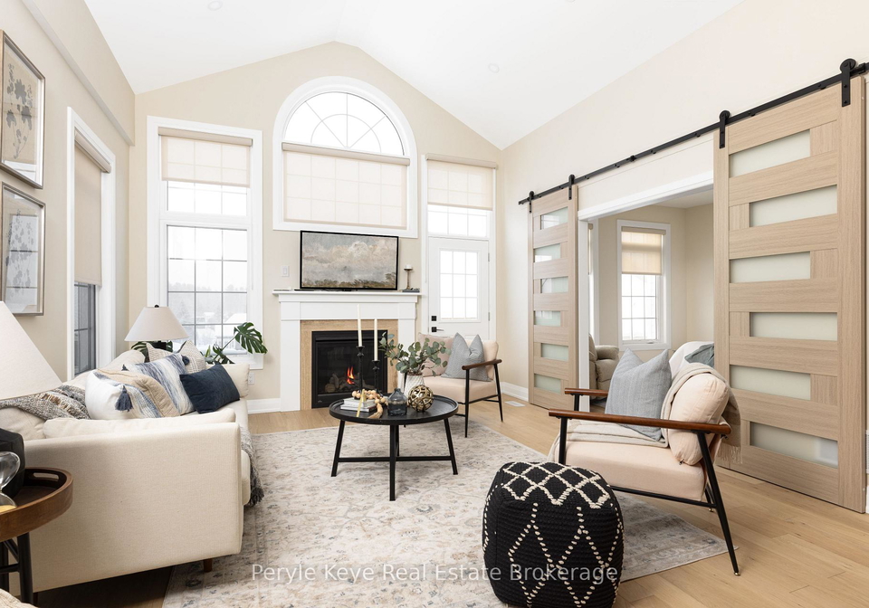 2-leeds-court-bracebridge-ontario-x13423942