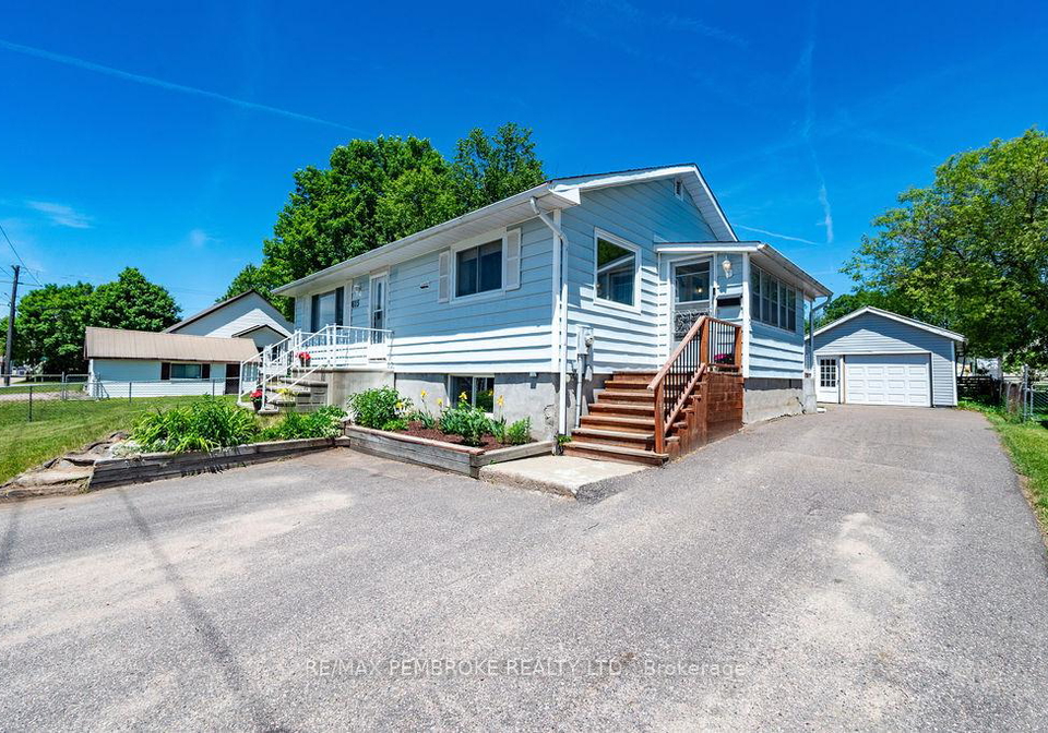 615-lorne-street-laurentian-valley-ontario-x13424002