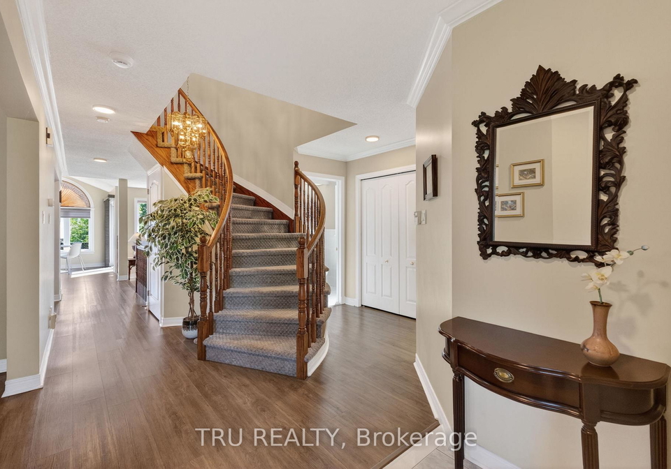 110-grenadier-way-ottawa-ontario-x13424044
