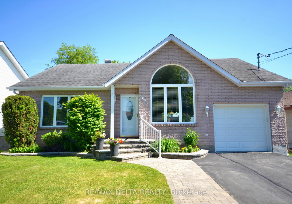 2093-woods-street-clarence-rockland-ontario-x13424054