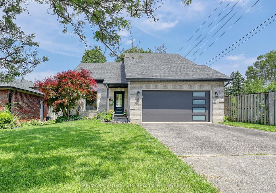 2-stoneycreek-crescent-london-north-ontario-x13424086