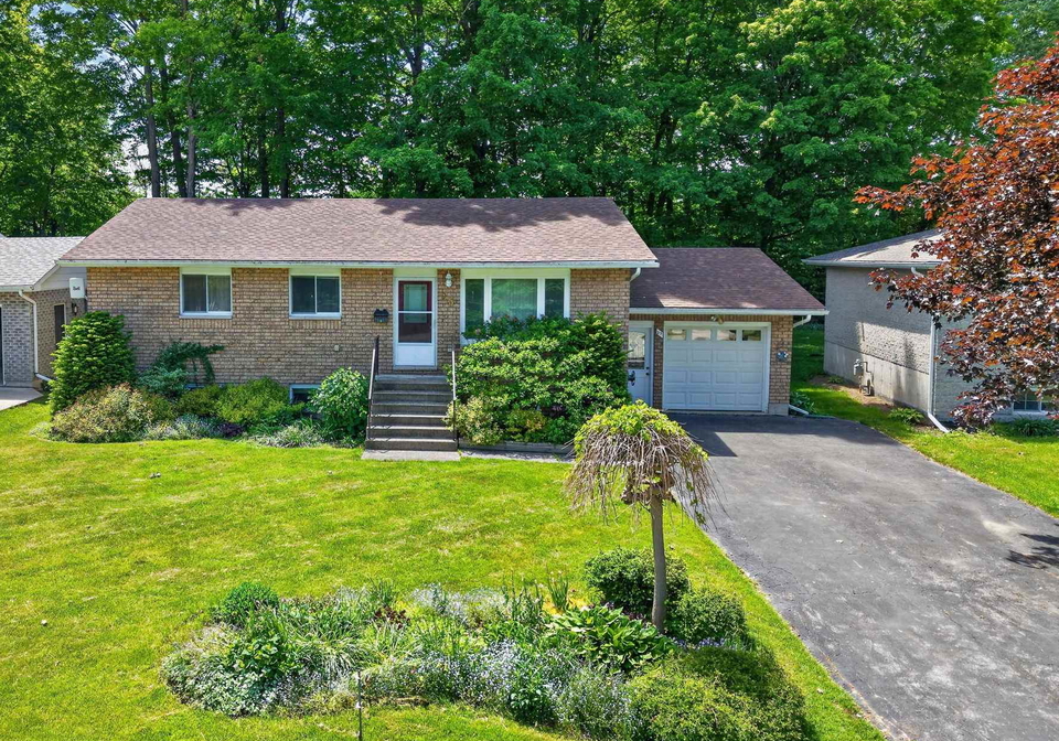 25-pollard-drive-meaford-ontario-x13424090