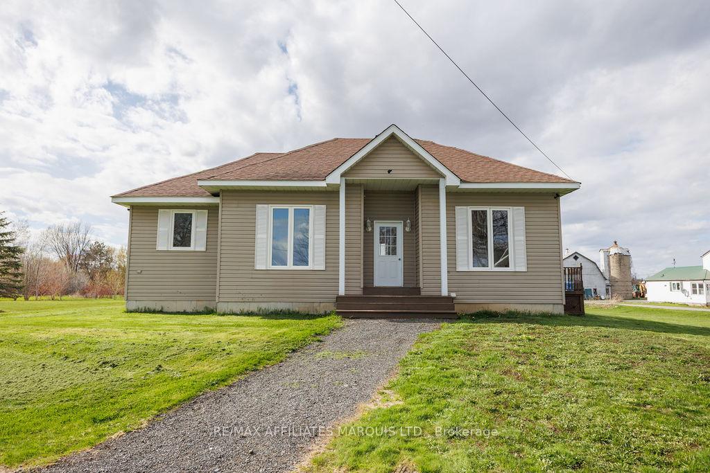 19249-county-2-road-south-glengarry-ontario-x13424130