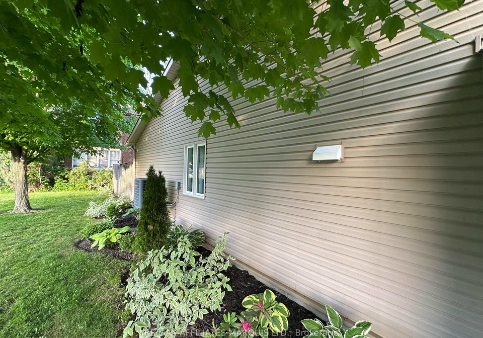 136-fourth-street-e-cornwall-ontario-x13424198