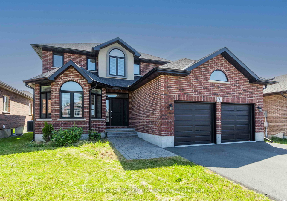 86-ledgerock-court-quinte-west-ontario-x13424436