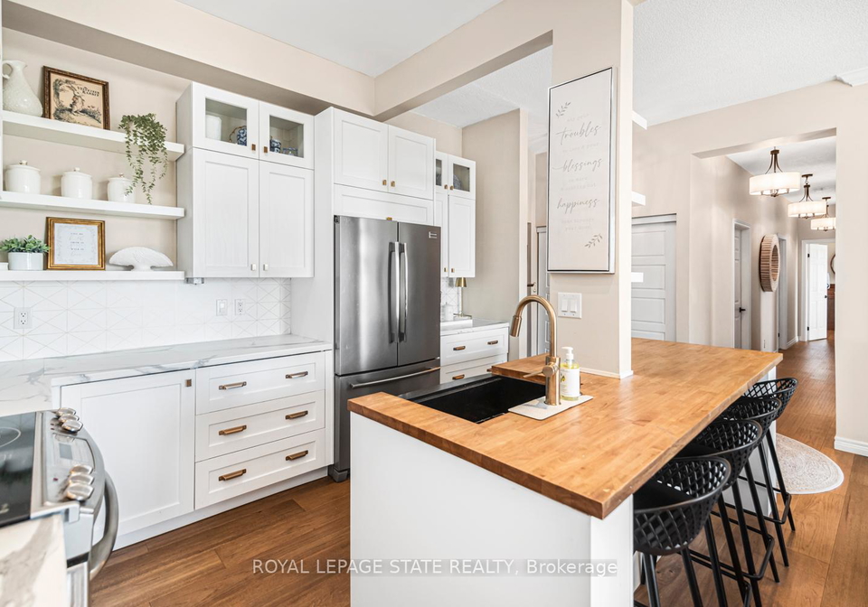 262-dundas-street-e-hamilton-ontario-x13424562