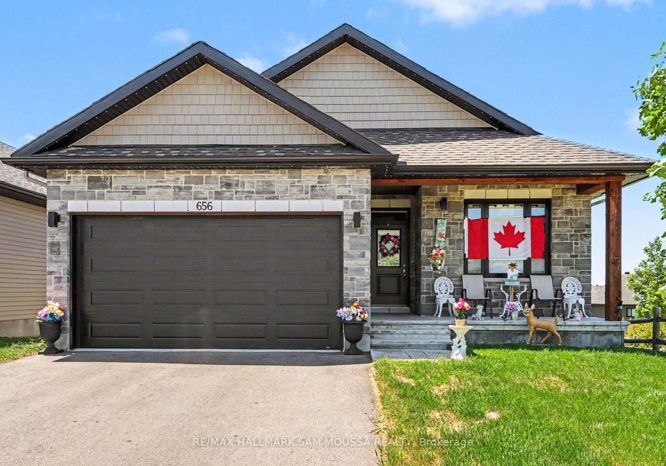 656-bracewell-street-mississippi-mills-ontario-x13424596