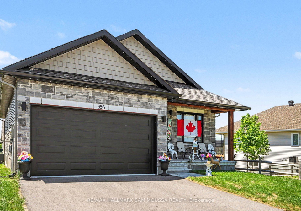 656-bracewell-street-mississippi-mills-ontario-x13424596