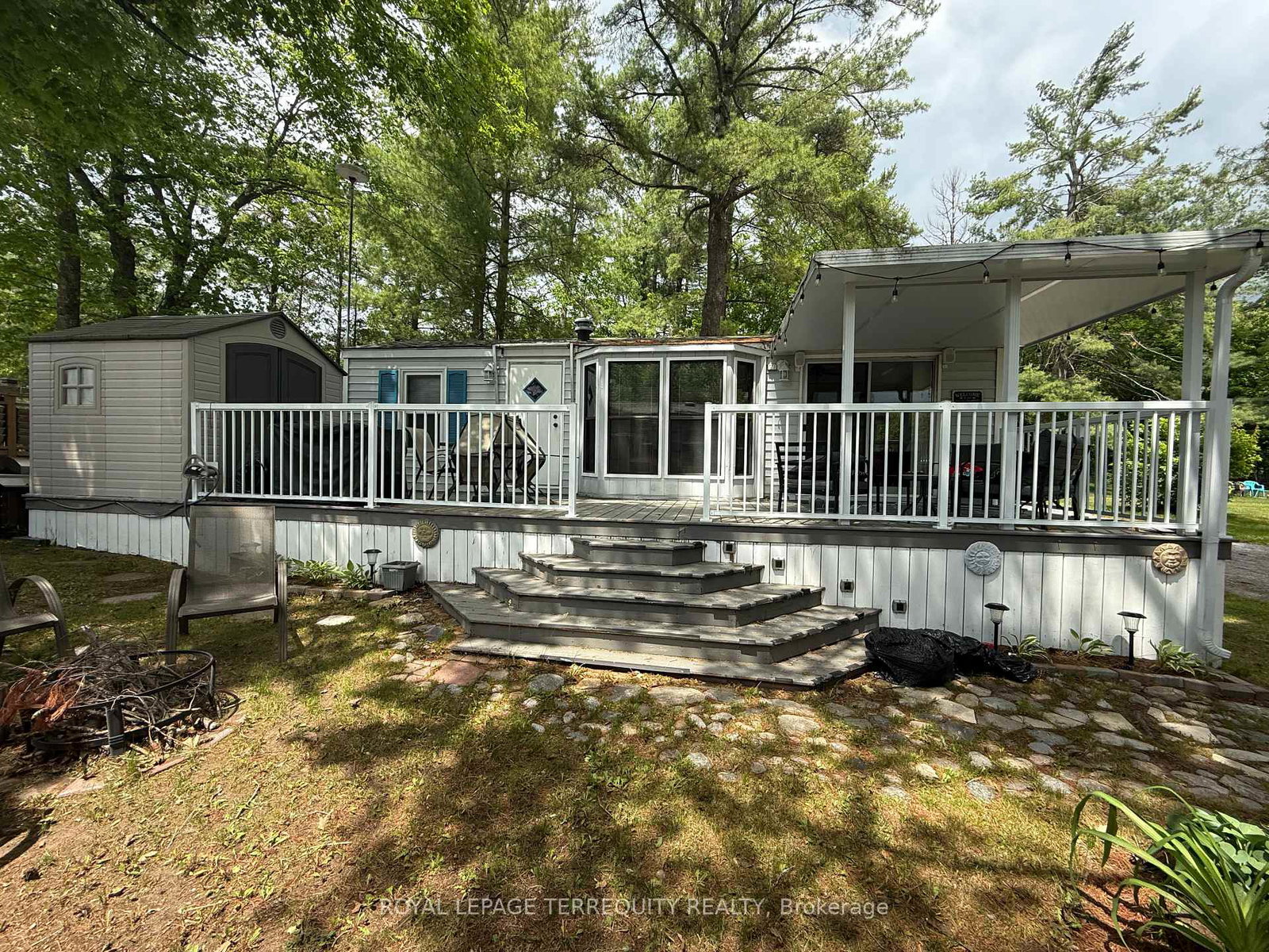 262-birch-selwyn-ontario-x13424648
