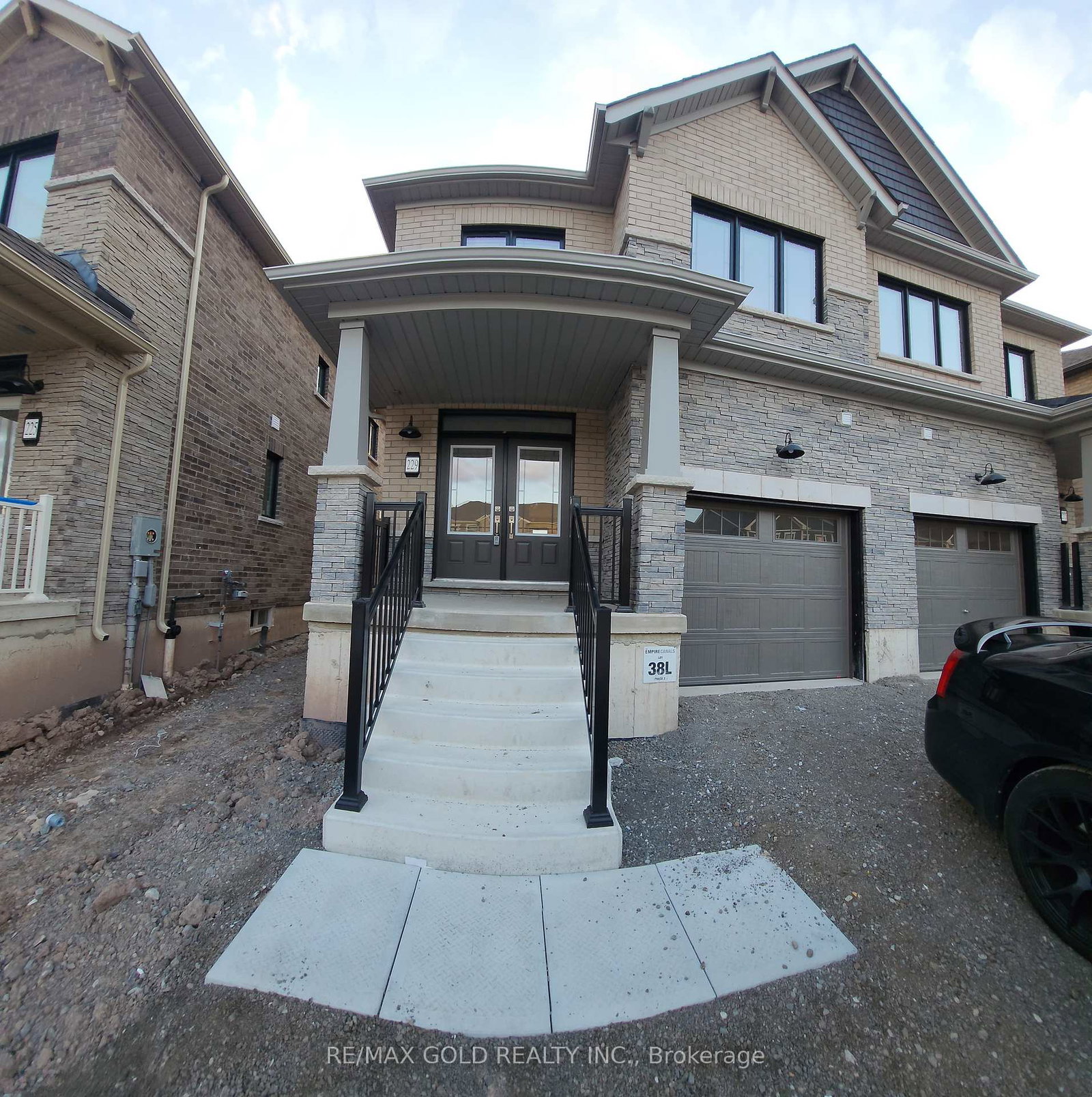 229-port-crescent-welland-ontario-x13424660