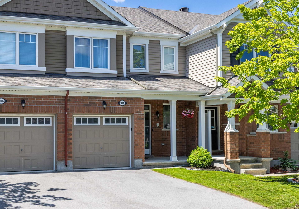 104-conifer-creek-circle-kanata-ontario-x13424716