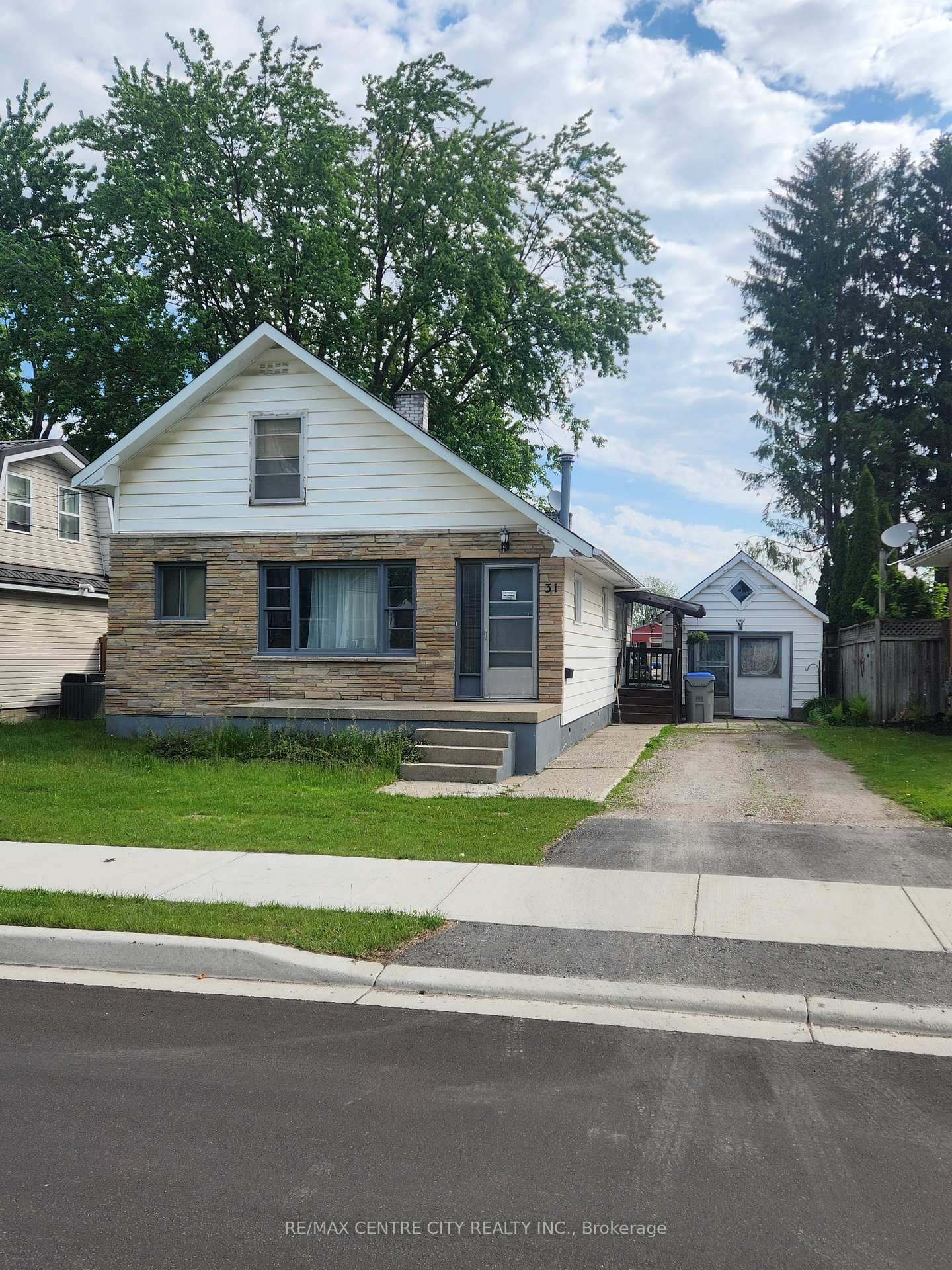 31-queen-street-strathroy-caradoc-ontario-x13424778