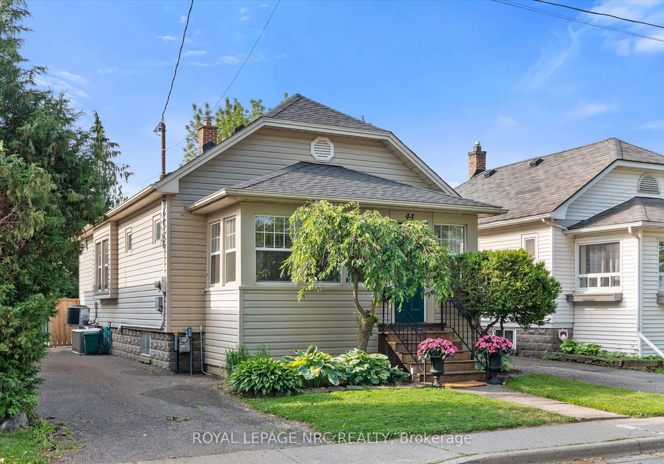44-beech-street-st-catharines-ontario-x13424890