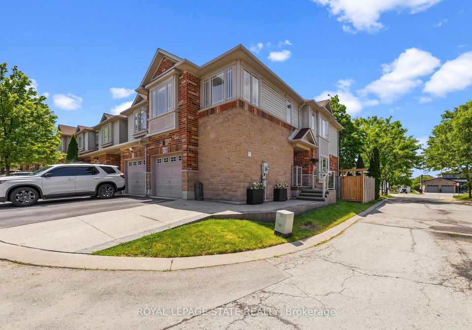 242-upper-mount-albion-road-hamilton-ontario-x13425068