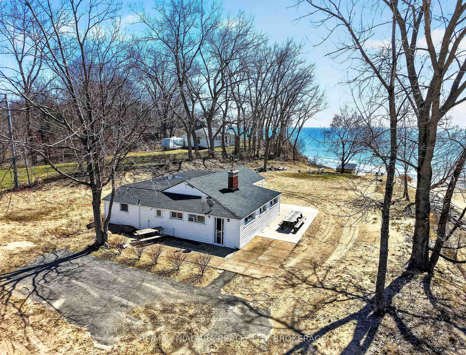 239-pleasant-beach-road-port-colborne-ontario-x13425226