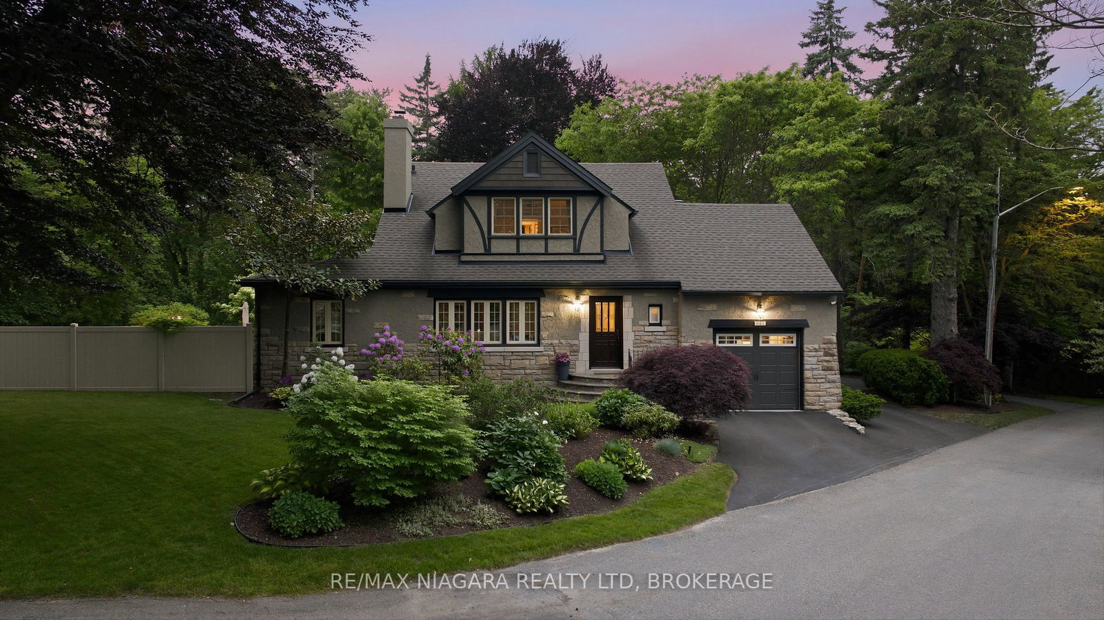 8-giles-crescent-pelham-ontario-x13425274