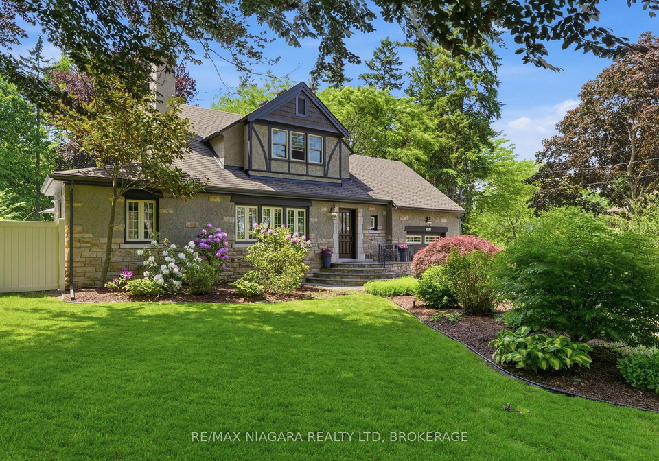 8-giles-crescent-pelham-ontario-x13425274