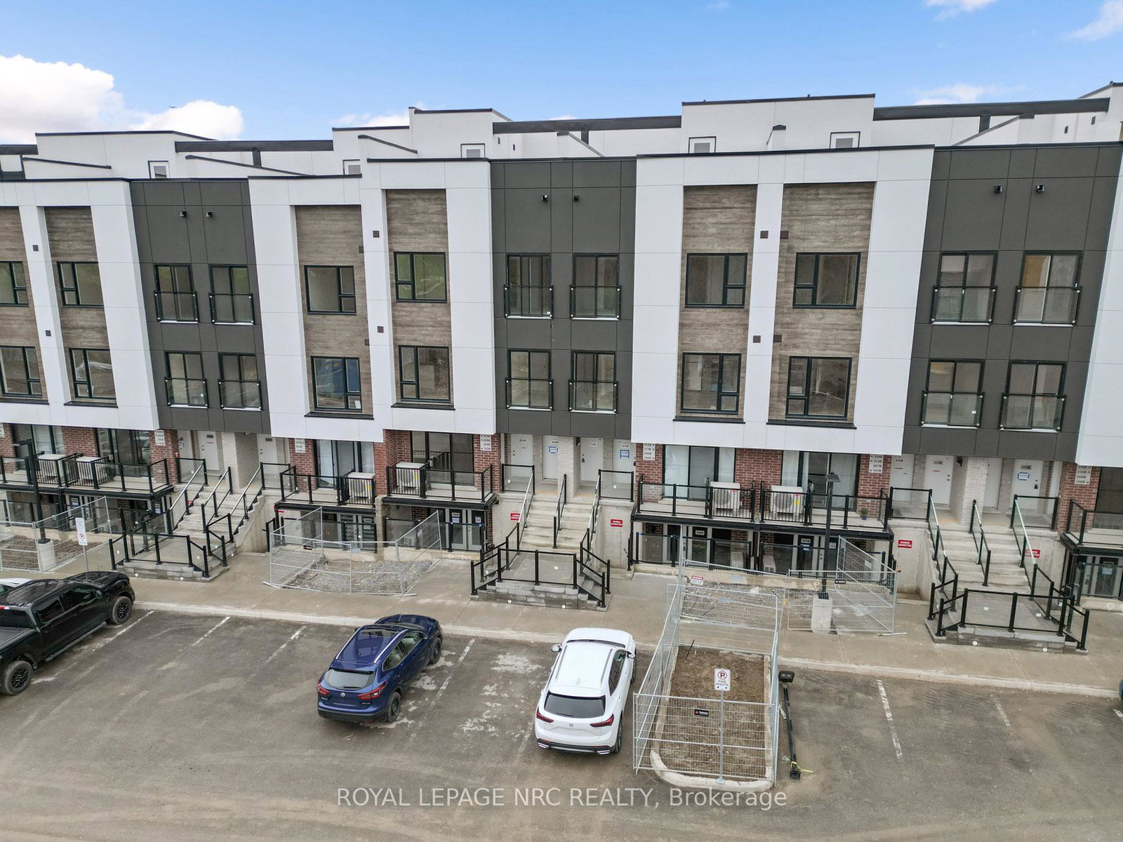 16-melbourne-avenue-st-catharines-ontario-x13425414