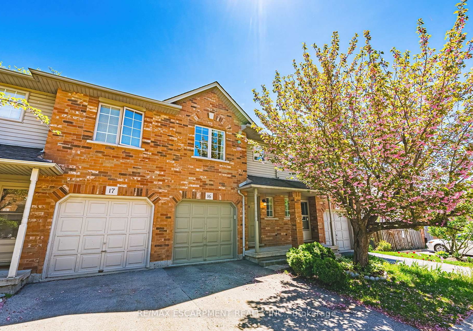 1000-upper-paradise-road-hamilton-ontario-x13425606