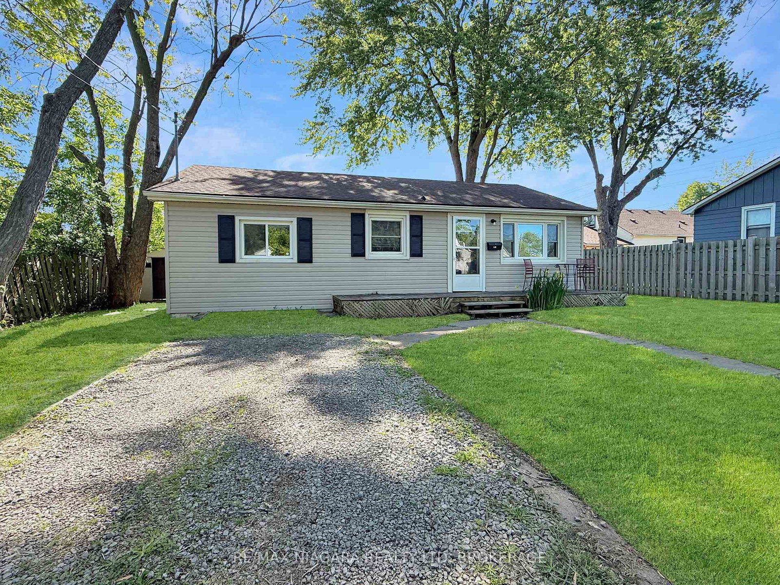 155-douglas-street-fort-erie-ontario-x13425716