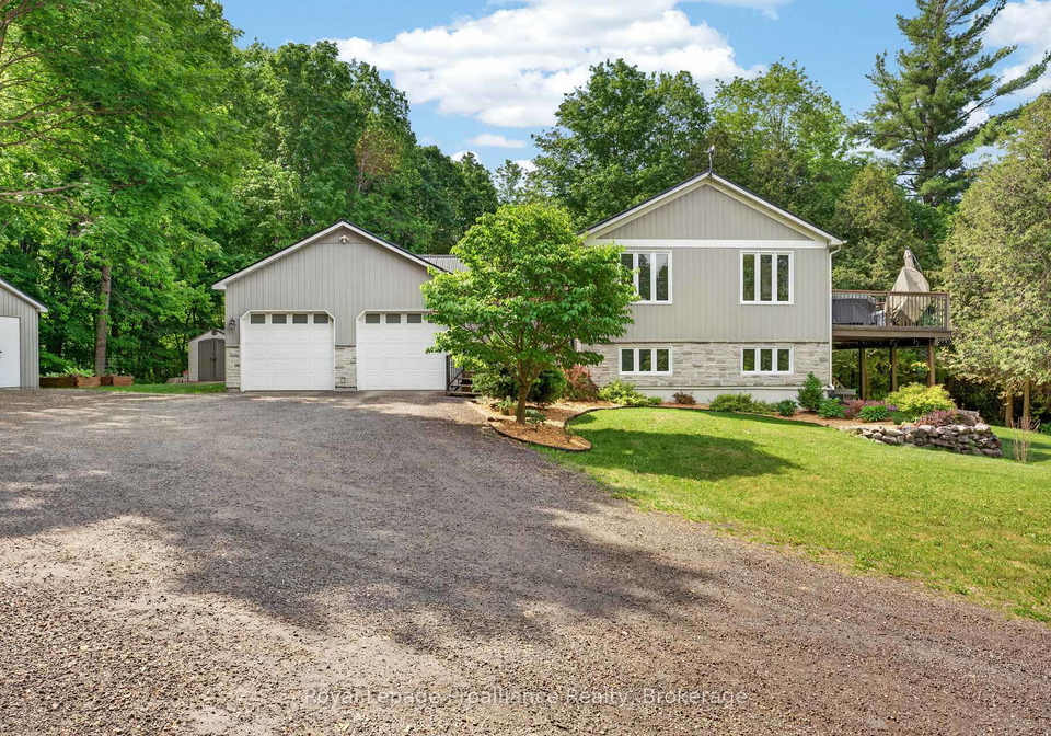 850-moneymore-road-tweed-ontario-x13425732