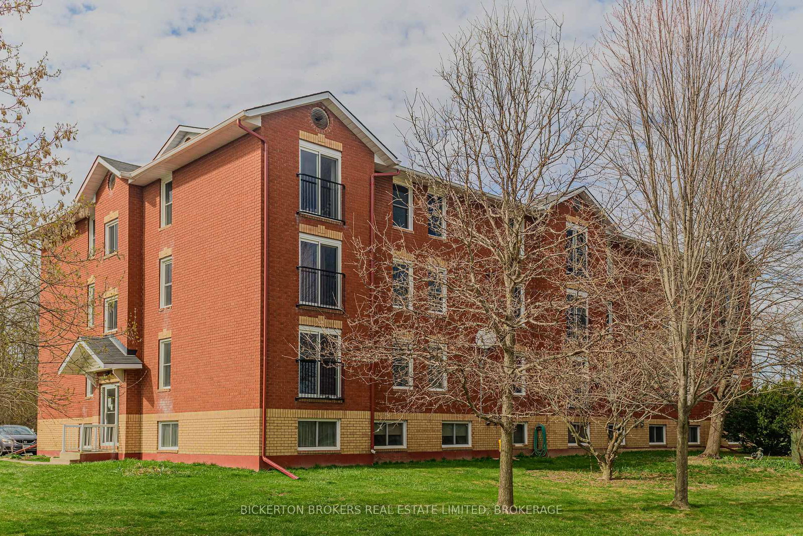 540-talbot-place-gananoque-ontario-x13425890