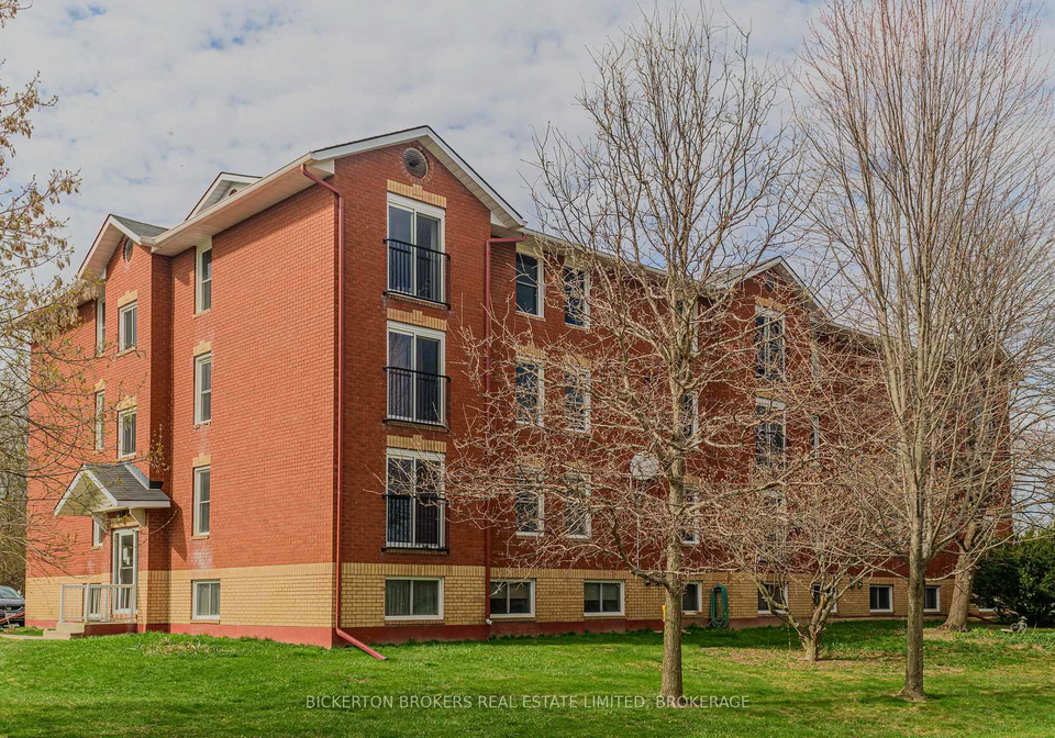 540-talbot-place-gananoque-ontario-x13425890