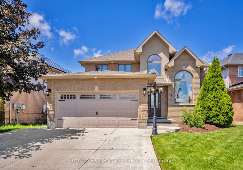 19-sonata-avenue-hamilton-ontario-x13425906