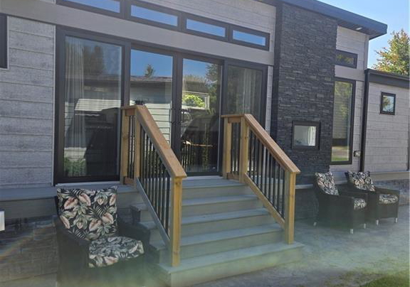 22220-charing-cross-road-chatham-kent-ontario-x13426010