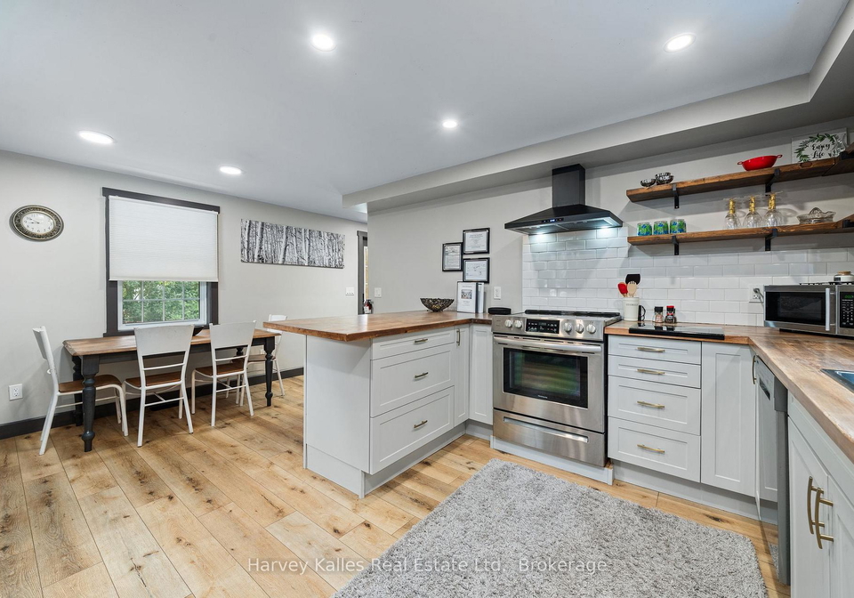 22-demille-street-prince-edward-county-ontario-x13426042
