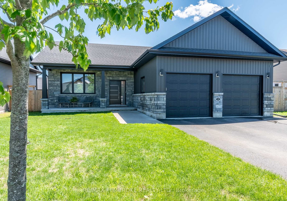 15-drew-street-petawawa-ontario-x13426152