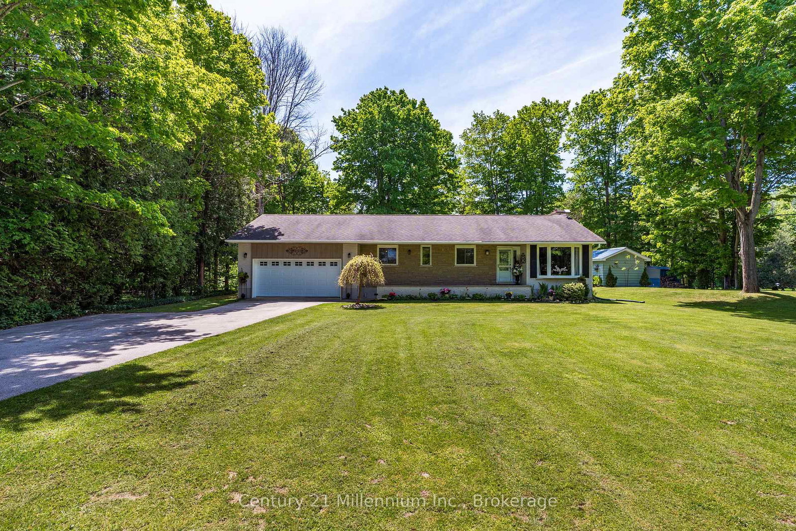 1-crescent-street-south-bruce-peninsula-ontario-x13426164