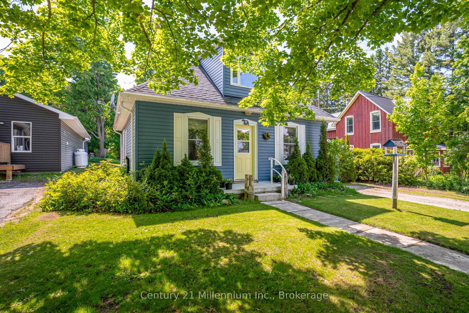 10-alexander-street-northern-bruce-peninsula-ontario-x13426194