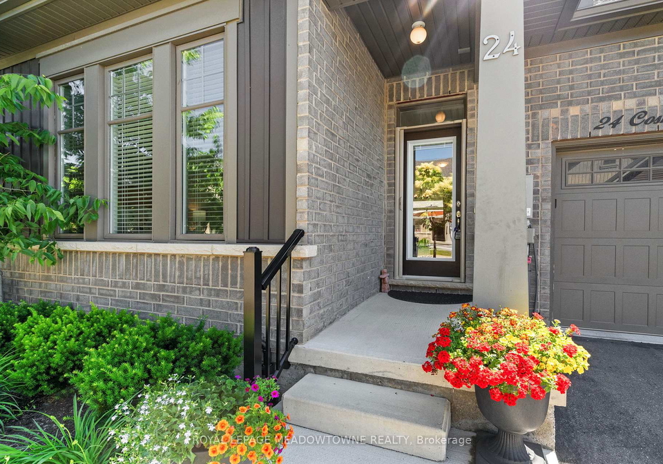 24-cosmopolitan-common-st-catharines-ontario-x13426534