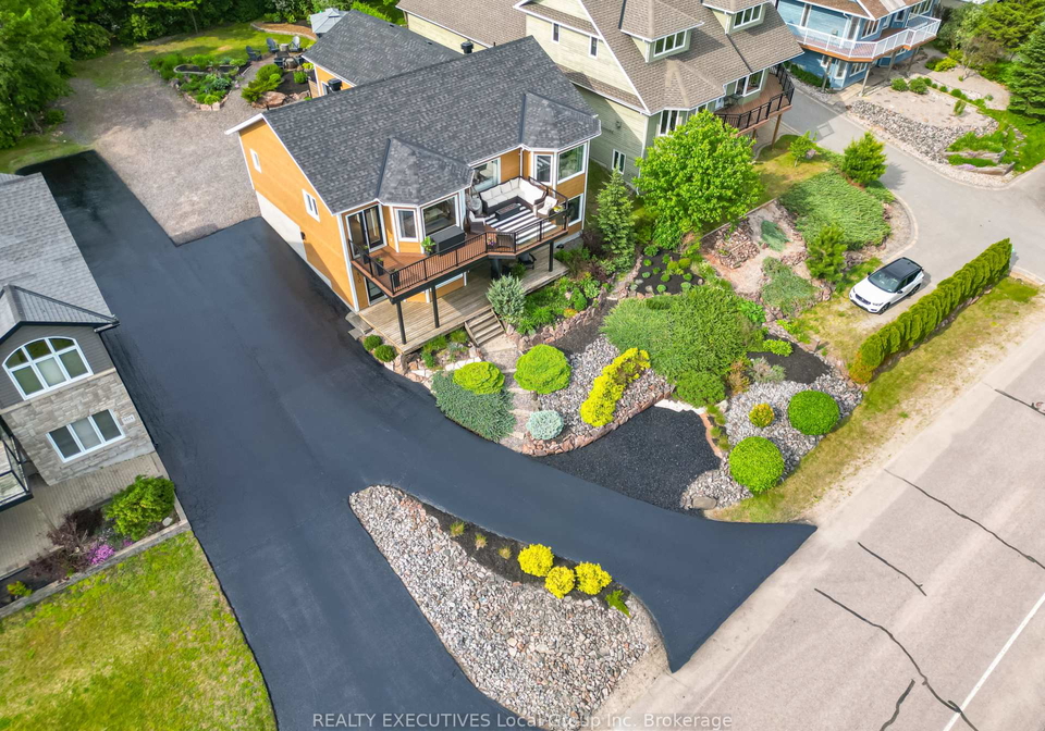 410-osprey-crescent-callander-ontario-x13426660