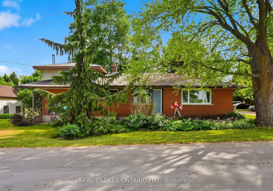 4007-61-line-perth-east-ontario-x13427046