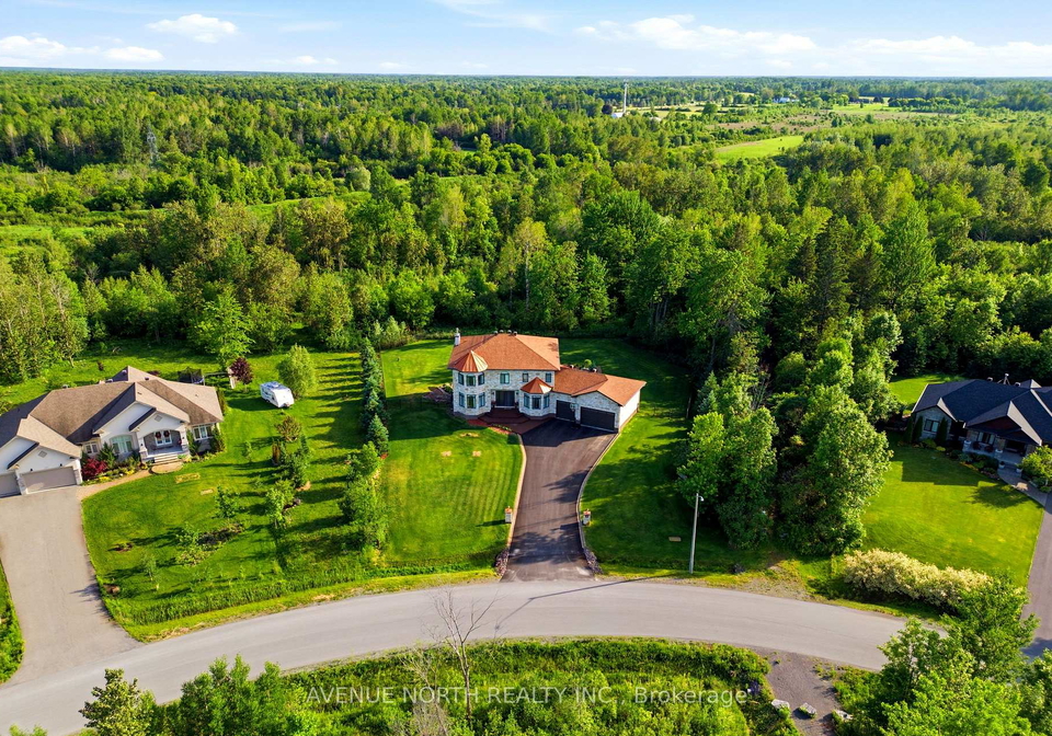 699-ballycastle-crescent-ottawa-ontario-x13427114